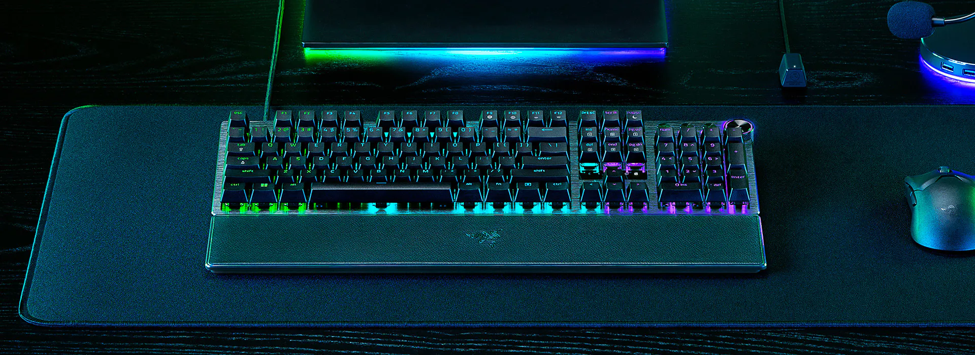 Razer Huntsman v3 Pro Analog-Optical Esports Keyboard
