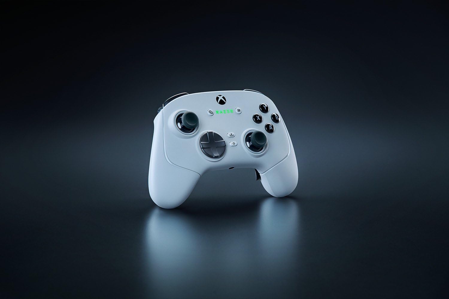 خرید کنترلر حرفه ای Razer Wolverine V3 Pro مخصوص XBOX - سفید